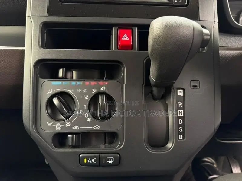 Toyota Roomy X Grade 2023