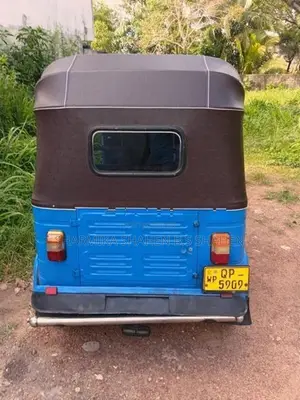 Bajaj RE 2008
