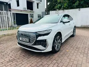 Audi Q4 E-Tron S Line 2024