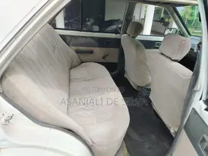Nissan Sunny 1983