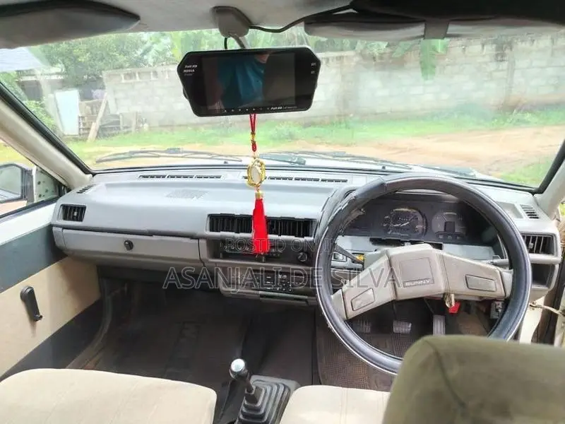 Nissan Sunny 1983