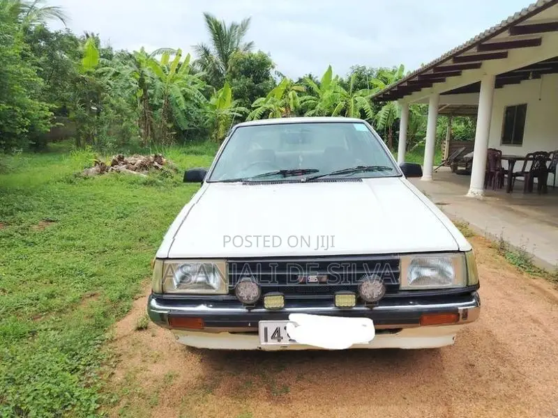 Nissan Sunny 1983