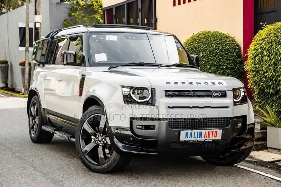 Land Rover Defender P300 BORASCO GREY 2026