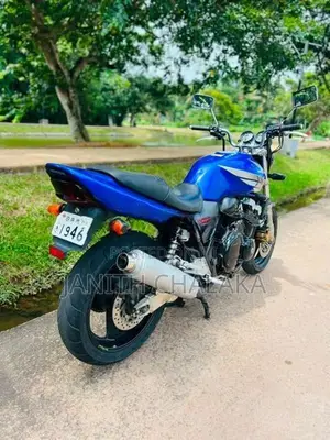Honda CB4 spec 1 2006