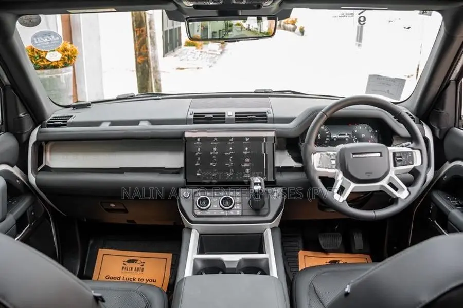 Land Rover Defender P300 BORASCO GREY 2026