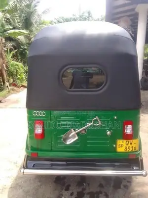 Bajaj RE qwertyuiopa 2010