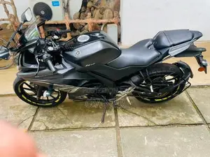 Yamaha R15 2019
