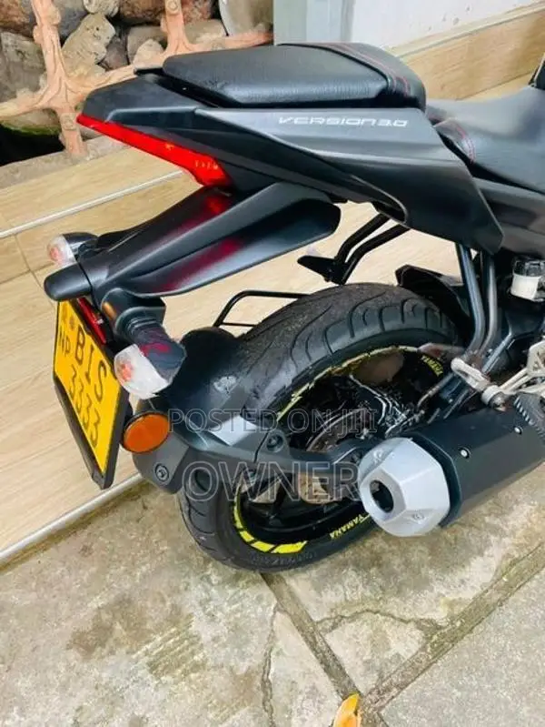 Yamaha R15 2019