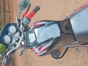 Bajaj Discover black red 2010