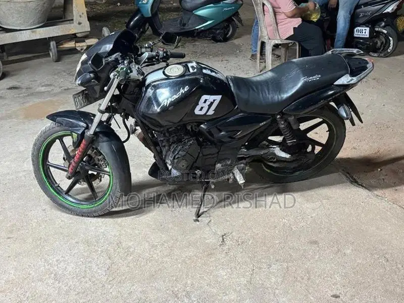 TVS Apache 2009