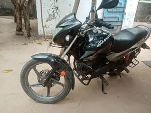 Hero Glamour Good condition 2016