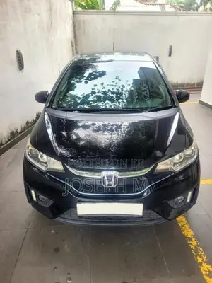 Honda Fit Hybrid 2015