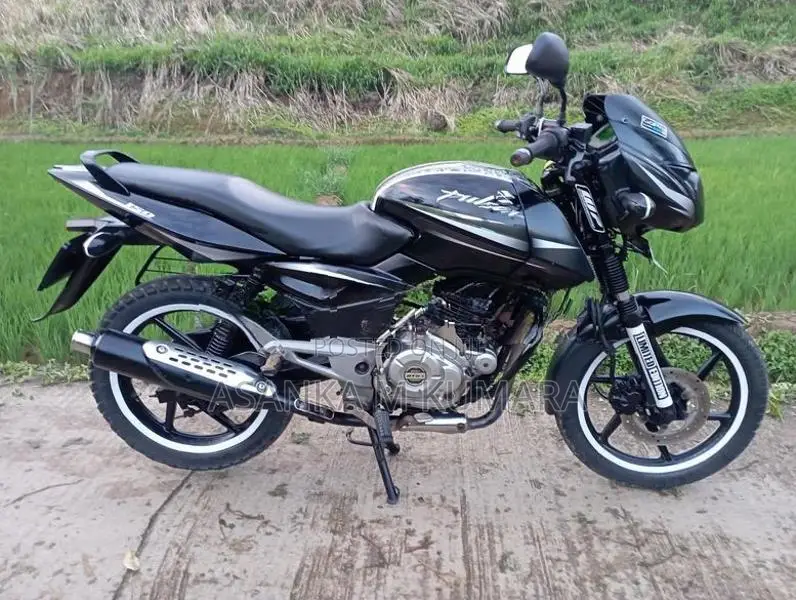 Bajaj Pulsar 150 2015
