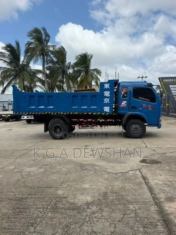 Mitsubishi Mini Cab Foton Tipper 2011