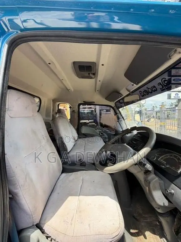 Mitsubishi Mini Cab Foton Tipper 2011