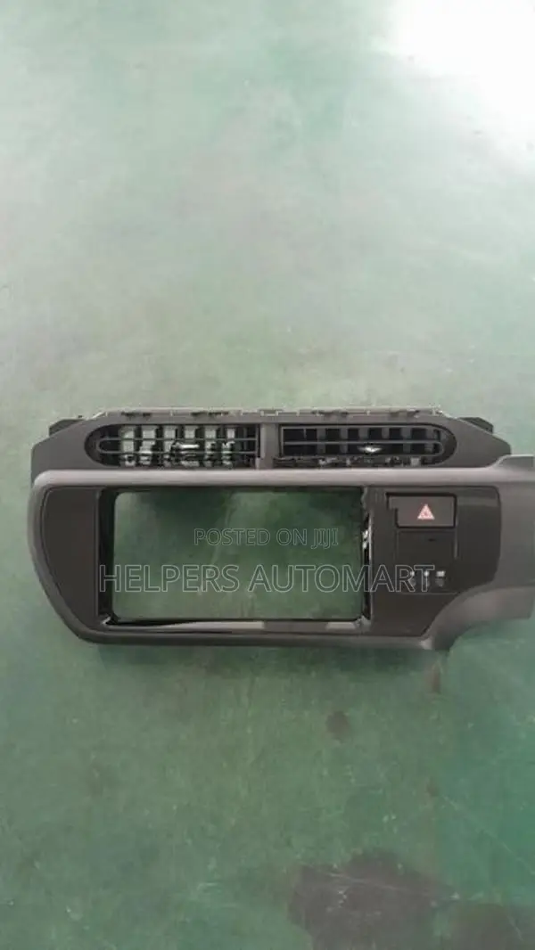Toyota Aqua X Urban AC Cowling