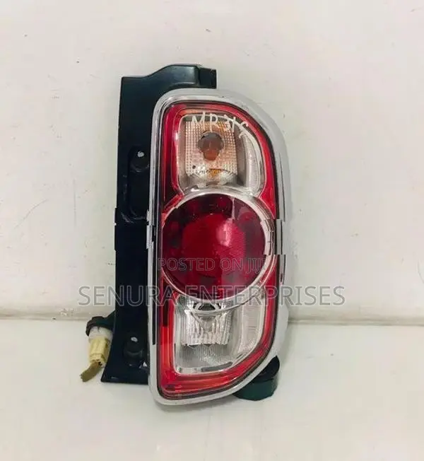 Suzuki Hustler MR41S Tail Light Rh