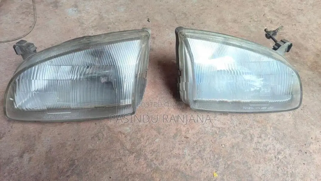 Toyota Starlet Head Light