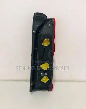 Toyota Hiace KDH200 Tail Light Lh