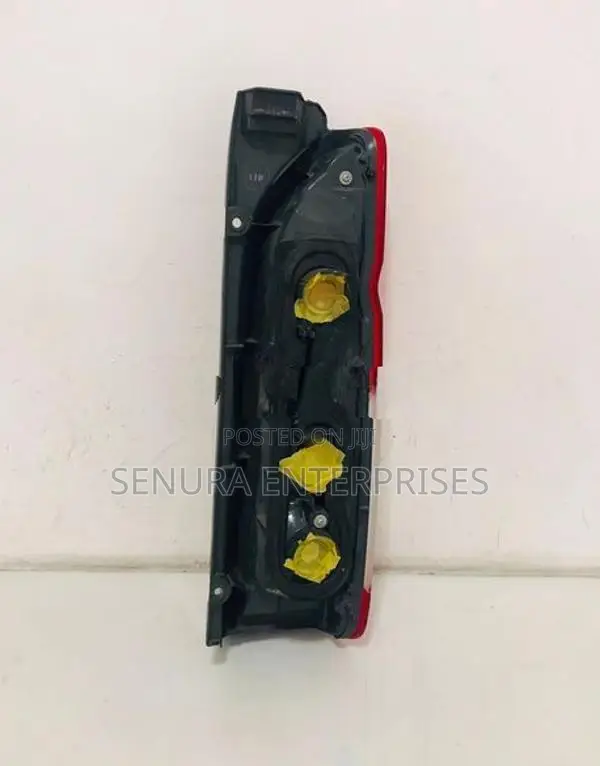 Toyota Hiace KDH200 Tail Light Lh