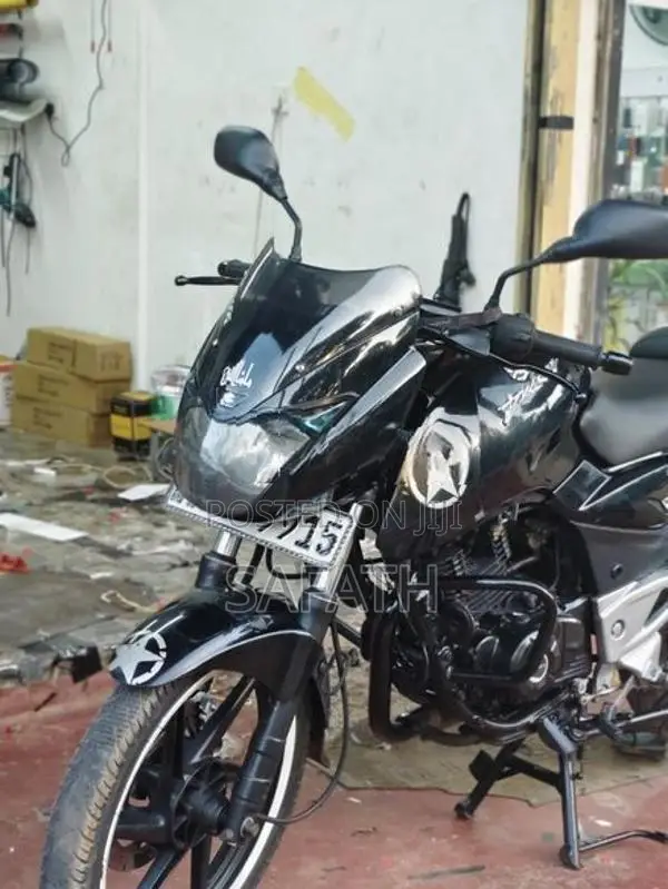 Bajaj Pulsar 180 2010