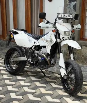 Suzuki DRZ 400SM 2023
