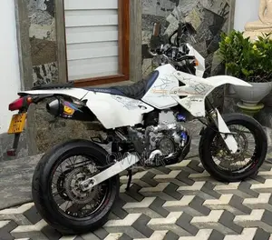 Suzuki DRZ 400SM 2023
