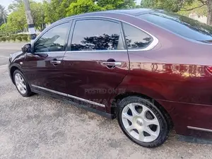 Nissan Bluebird 2011