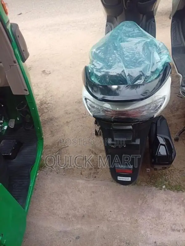 Suzuki Burgman 2026