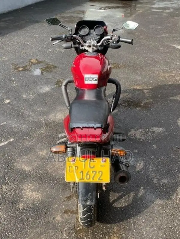 Bajaj Pulsar 180 2006