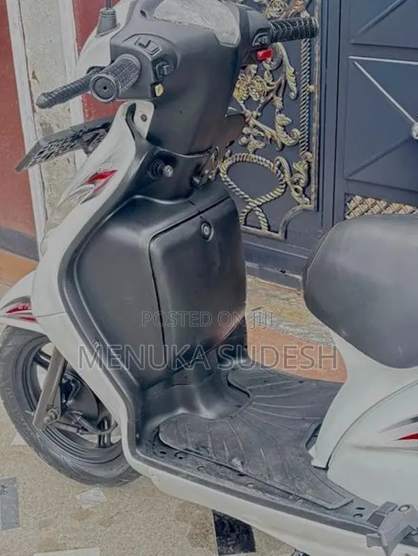 TVS Wego 110 2013