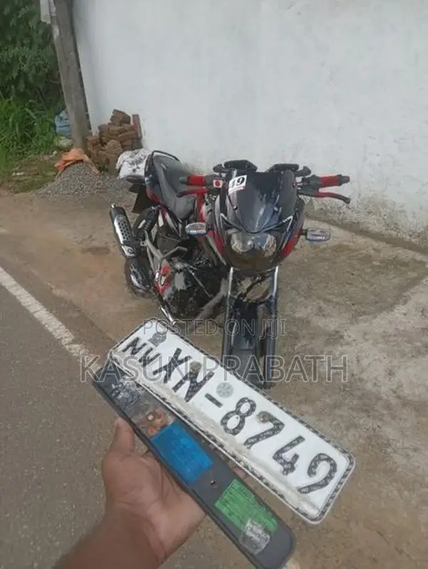 Bajaj Pulsar 150 2012
