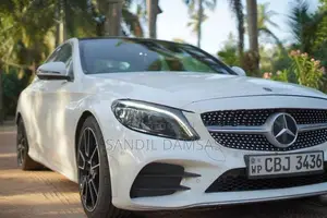 Mercedes Benz C200 Premium Plus 2019