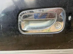 Nissan Caravan E25 GX Front Power Door Set