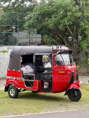 Bajaj RE 2006