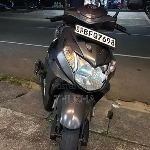 Honda Dio 2017
