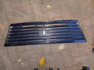 Nissan Caravan Front Shell