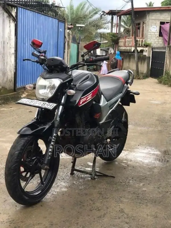 Yamaha FZ 2014