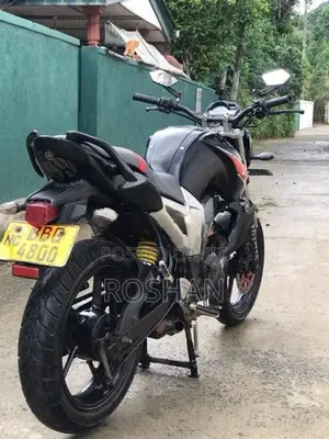 Yamaha FZ 2014