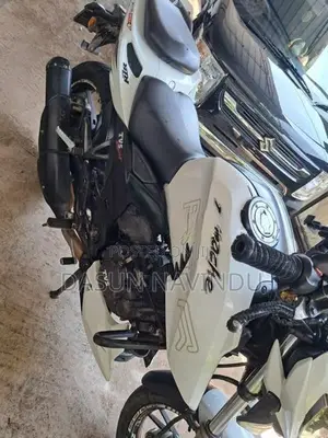 TVS Apache RTR 200 2017