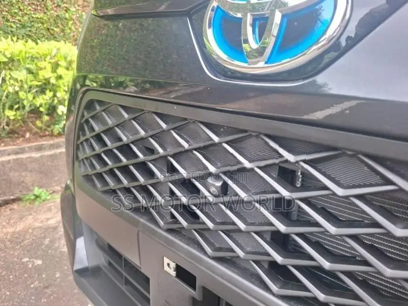 Toyota Raize Z APPLE CAR 4WAY BSM 2026
