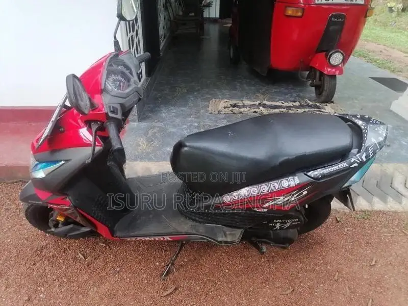 Honda Dio 2018