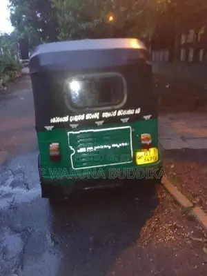 Bajaj RE QT-3470 2009