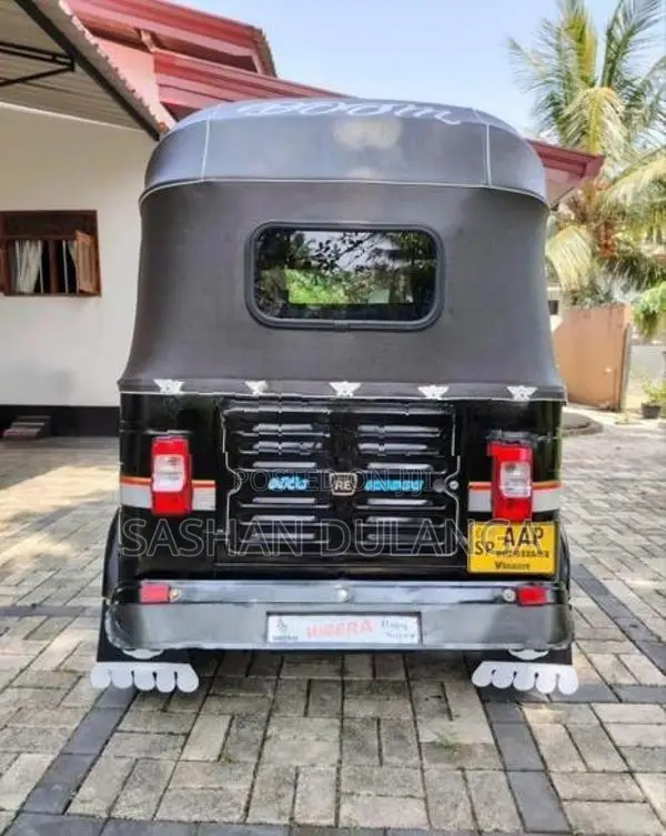 Bajaj RE 2014