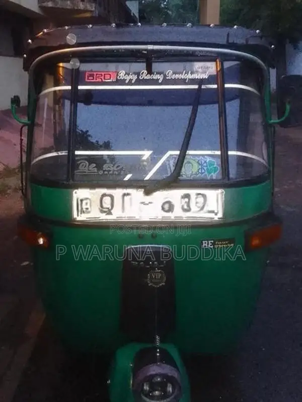 Bajaj RE QT-3470 2009