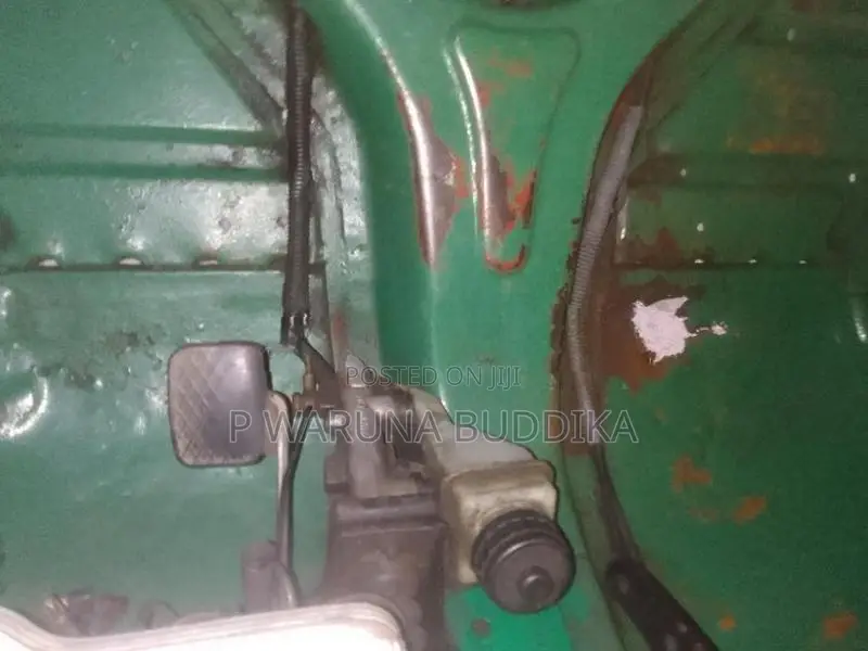 Bajaj RE QT-3470 2009