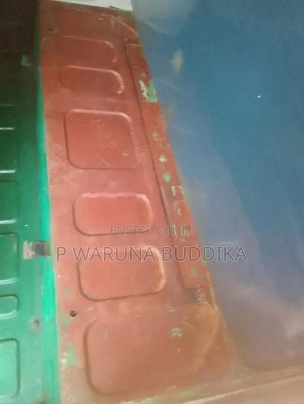 Bajaj RE QT-3470 2009
