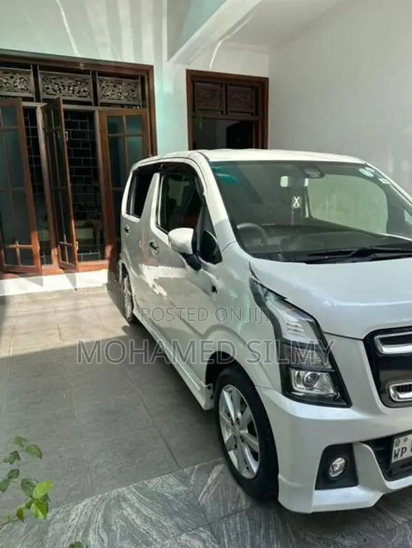 Suzuki Wagon R Stingray 2017