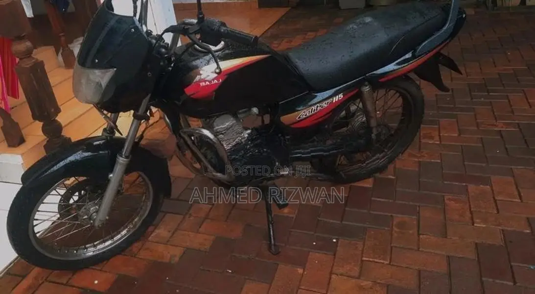 Bajaj Caliber 2001