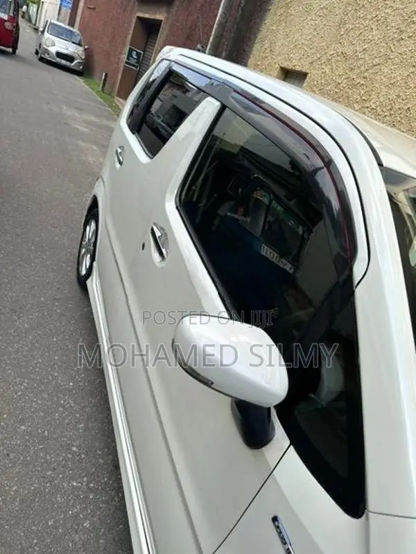 Suzuki Wagon R Stingray 2017